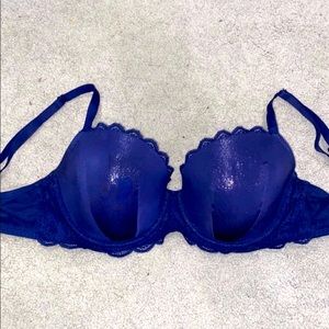 Victoria’s Secret Dream Angels Lined Demi bra 32F